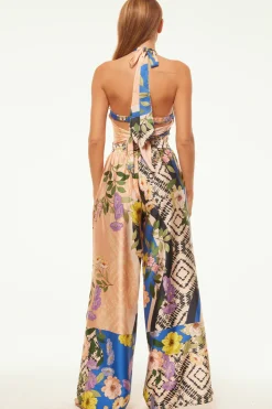MISA Los Angeles SELENA PANT><noscript><img width=